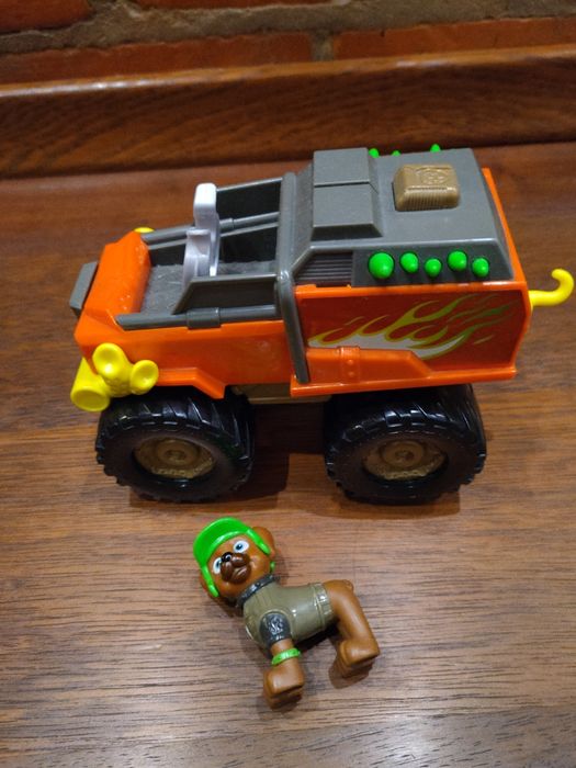 Psi patrol piesek Boomer pojazd  terenowy