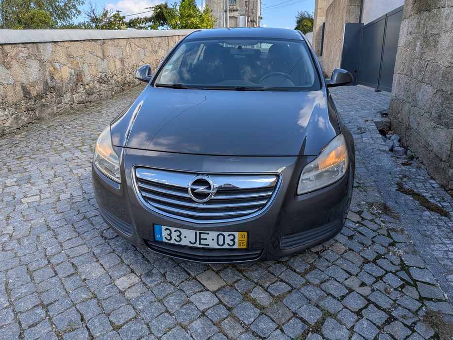 Opel Insignia 2.0 d em muito bom estado