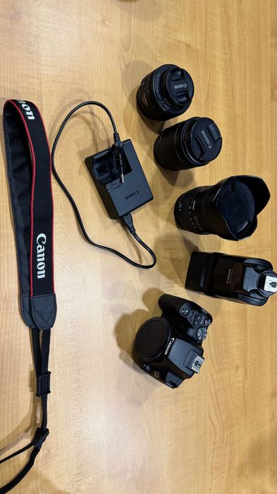 Canon 250D a SL3 kit completo com Flash e lentes