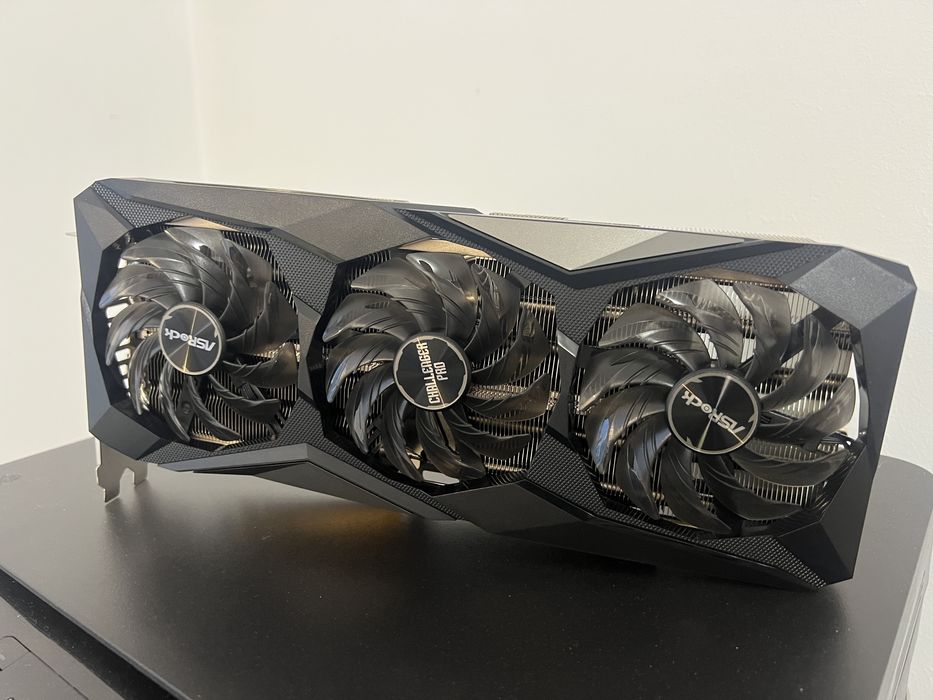 Видеокарта ASRock Radeon RX 6800 Challenger Pro 16GB. БУ, стан НОВОЇ! Тільки Львів.
