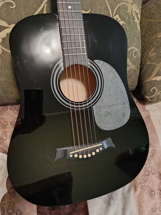 гитара акустическая