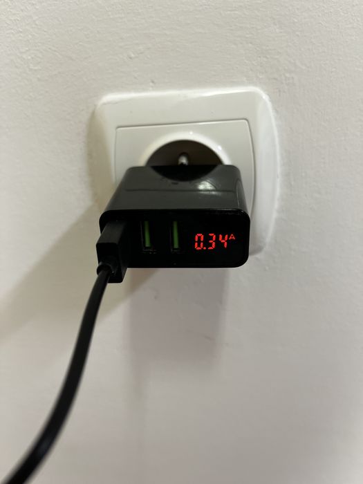 Ładowarkę z 3 portami USB A