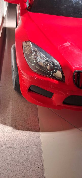 Carro elétrico para criança