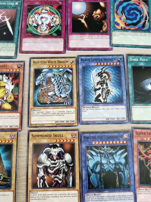 Cartas yu gi oh,Vários sets