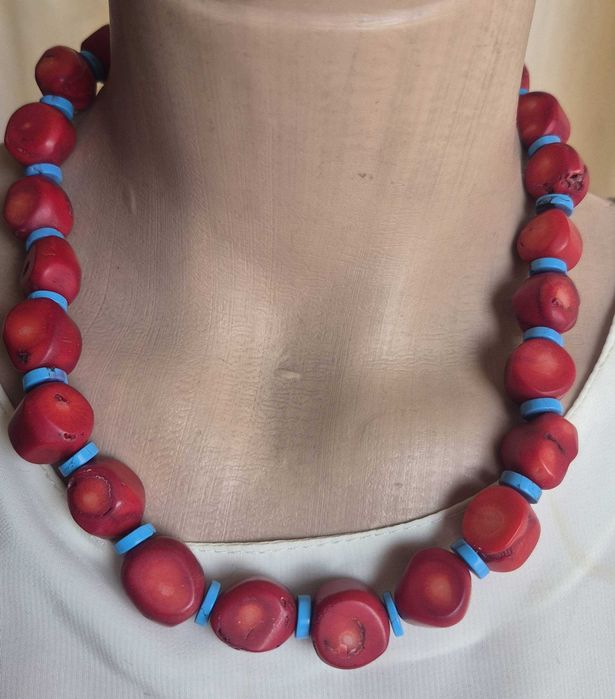 Винтажное колье из коралла и бирюзы