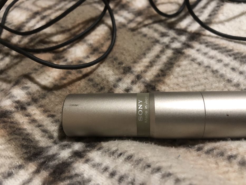 петличный микрофон. SONY ECM-77B