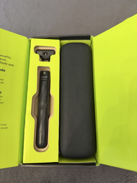 Philips OneBlade QP1424/65 (Black Limited Edition) з чохлом