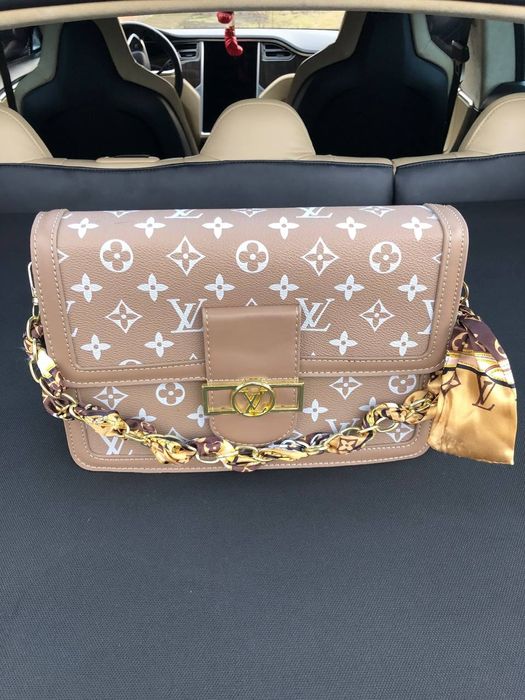 Сумка Louis Vuitton (бежевая с монограммой)