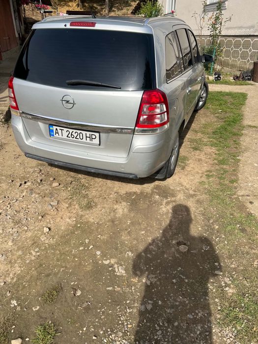 Продам Opel Zafira