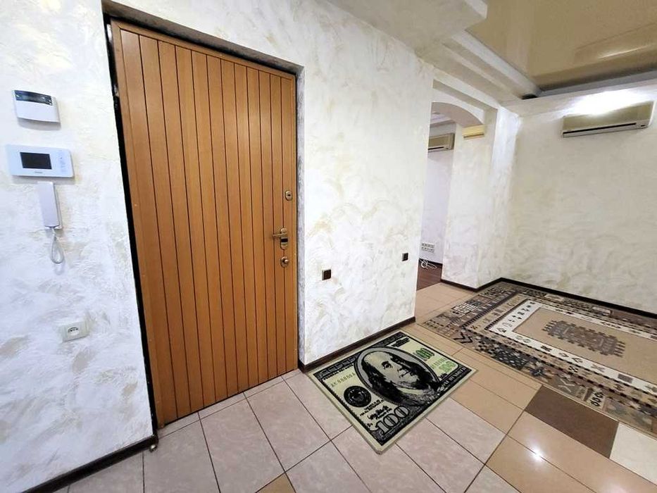 Продажа 4-х к кв ул Маяковского д 8-А, ВТОРОЙ этаж, рядом 71 гимназия.