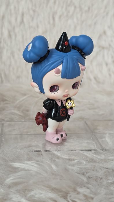 Оригінал! Коллекційні фігурки Tiny Tiny Prologue від Pop Mart