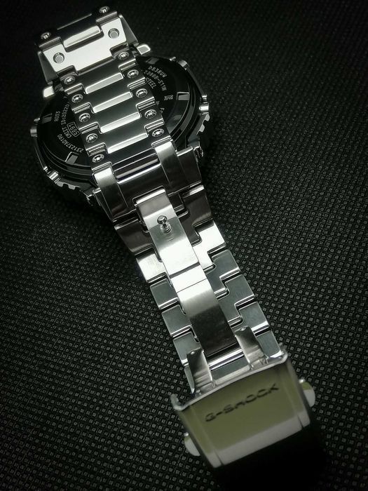 Часы Casio GM-B2100PC-1A! Оригинал! Фирменная гарантия 2 года!