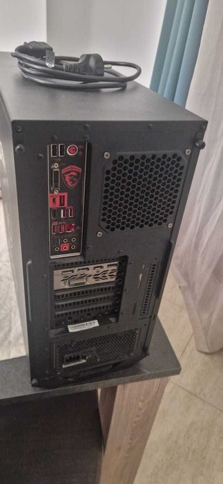 Computador Gaming + Monitor AOC G2460pf 144Hz