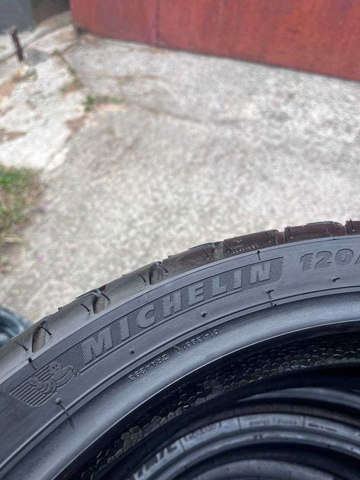 Мотошина Michelin Anakee Adventure 120/70 R19 мотогума