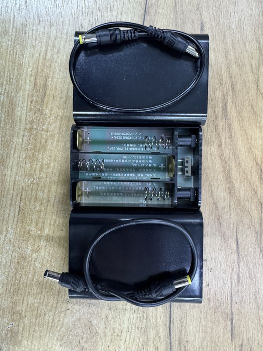 Корпус з платою дбж УПС на 3 акумулятори 18650 з виходом DC на 12В