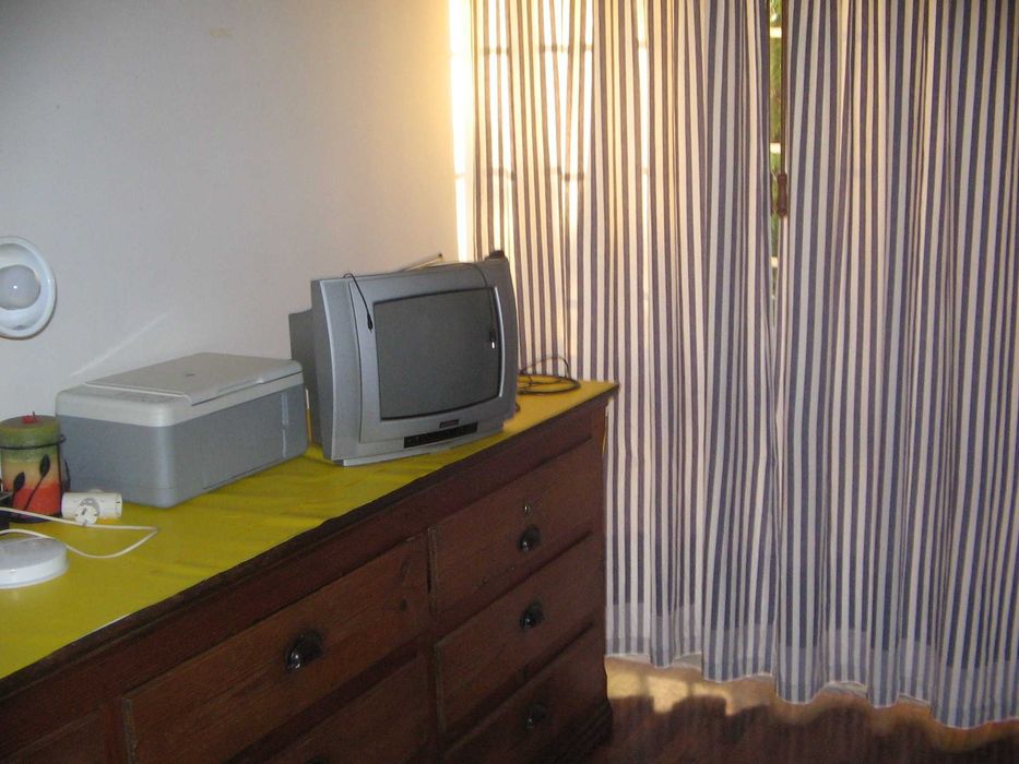 Arrenda-se quarto em Tomar