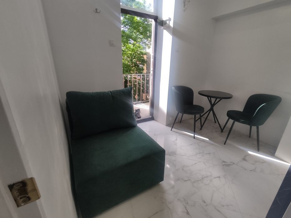 Подобово центр ,з/д церква Анни