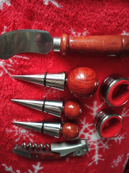 zestaw do wina 7 elementów