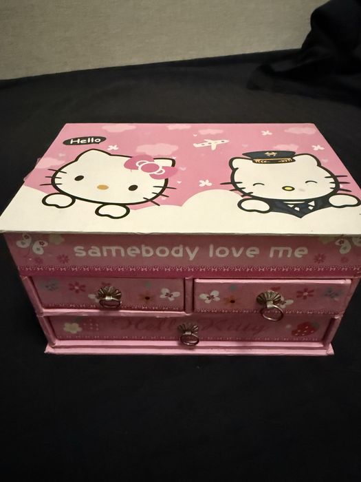 Шкатулка/ скринька для прикрас Hello Kitty рожевого кольору