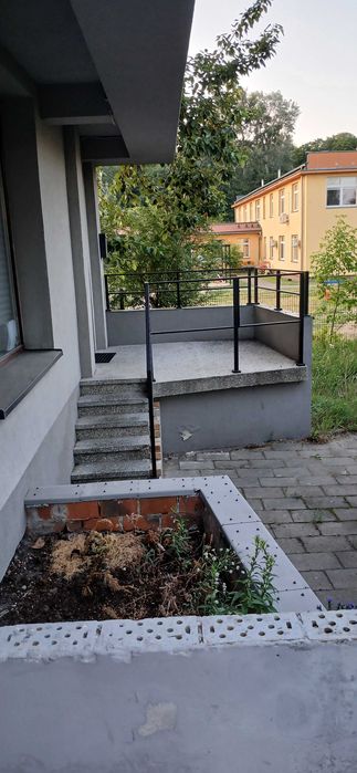 Lokal usługowo-mieszkalny na lewobrzeżu przy głównej ulicy
