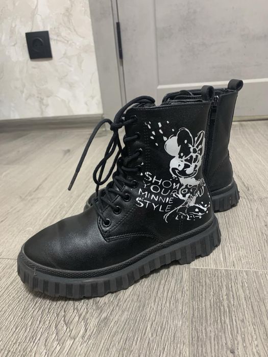 Зимові ботинки для дівчинки