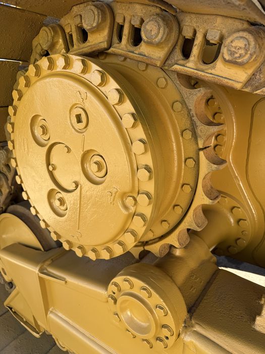 Caterpillar d6m 2003 рік продам