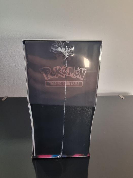 Pokémon Pitch Black Elite Trainer Box
