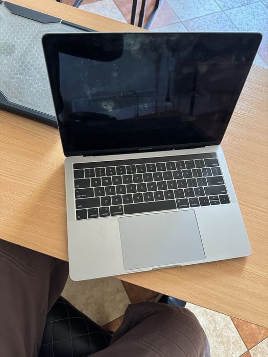 MacBook pro 13 (2017) i5 ТОРГ!