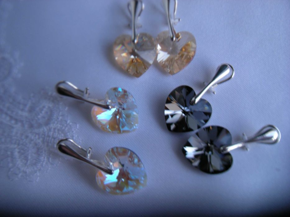 klipsy kryształy serca 18mm złote czarne błękitne Swarovski