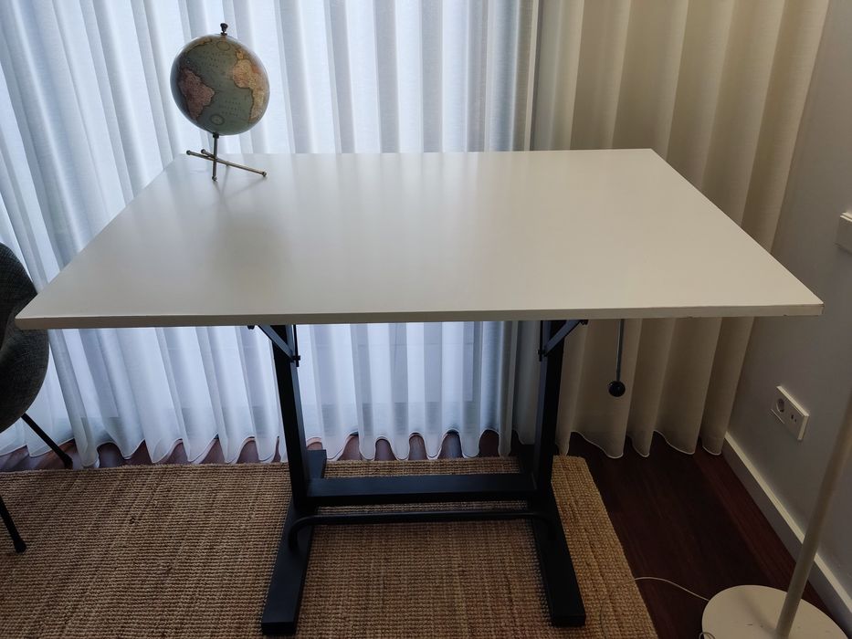 Estirador Zucor e Cadeira alta com rodas