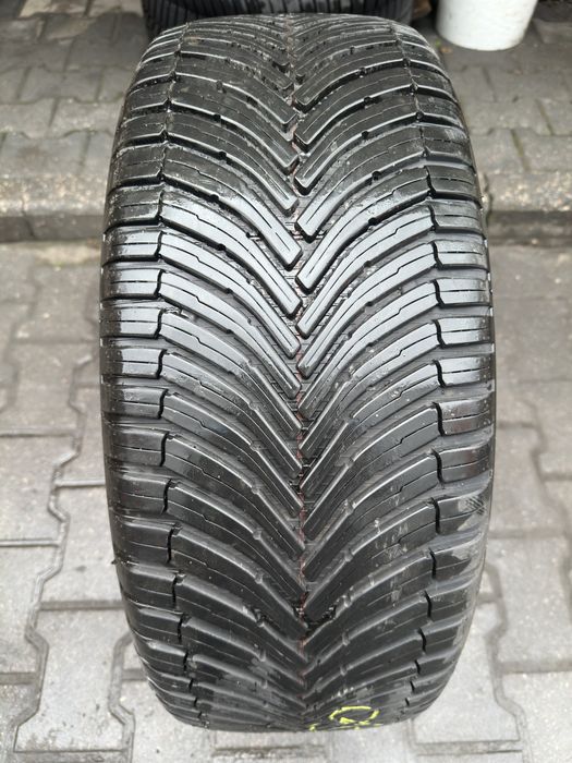 Opona pojecyncza 245/40/20  Bridgestone