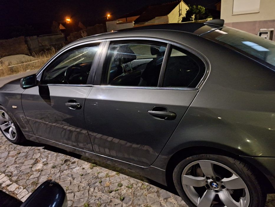 BMW  530d - 2004 — photo 5