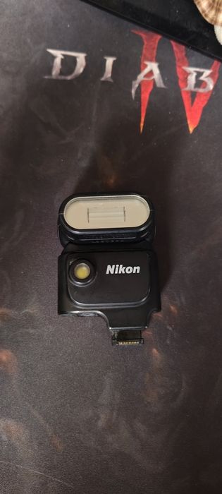 Speedlight Nikon SB-N5