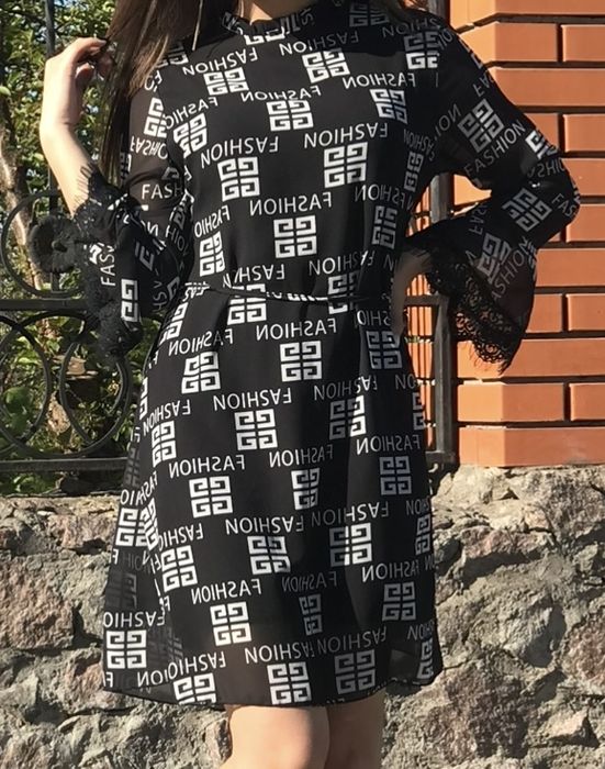 Легесенька сукня