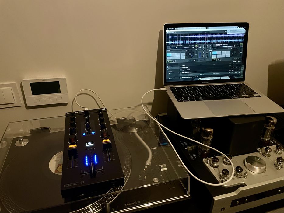 Traktor Kontrol Z1