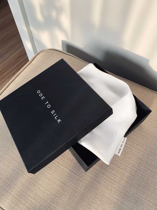 JEDWABNA POSZEWKA 50x50cm 6 kolorów