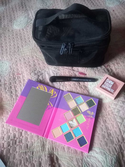 Палетка тіней для повік GlamBee My Wings Beauteous Fligh