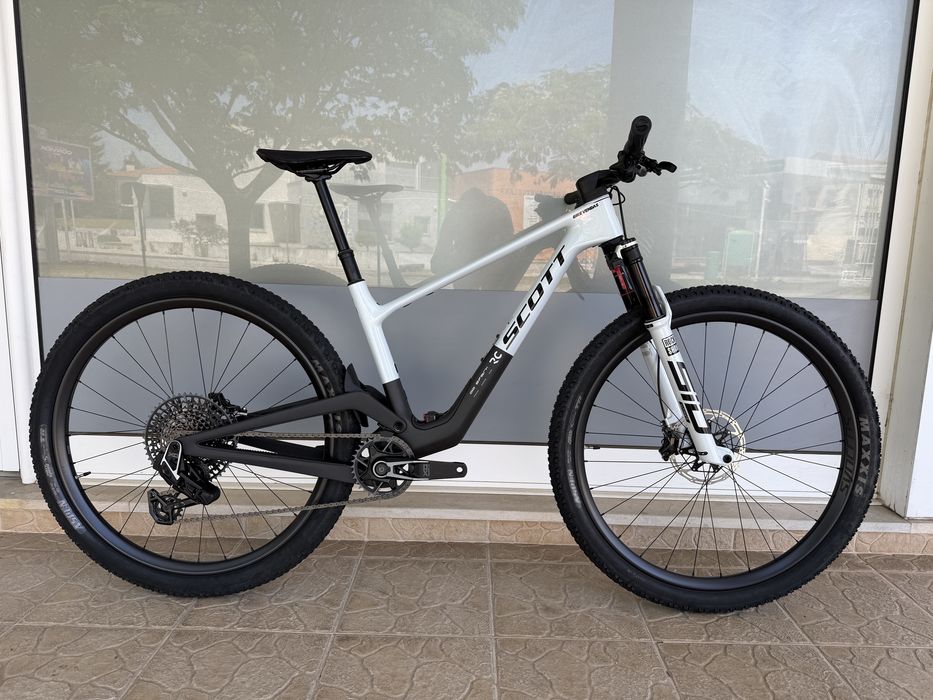 Bicicleta Scott Spark RC World Cup - modelo novo 2027