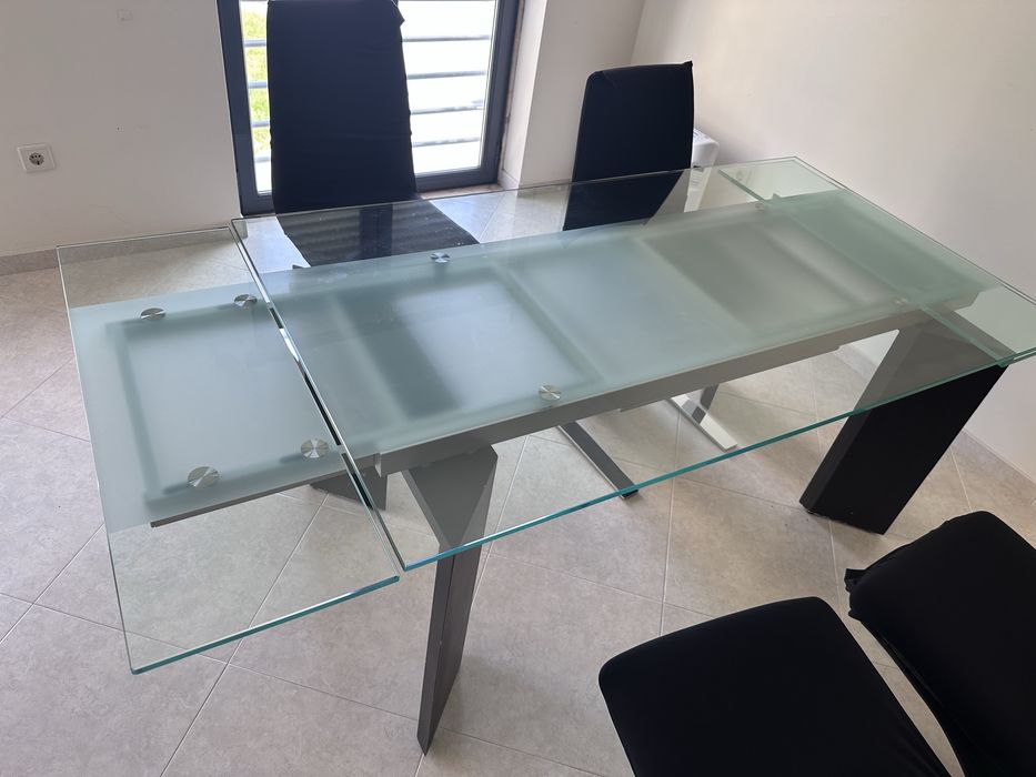 Vendo Sofa + Mesa + Cadeiras