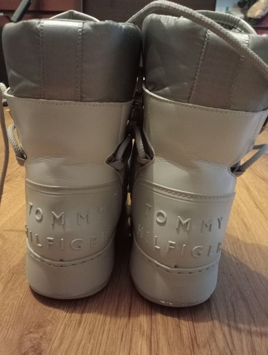 Śniegiwce Tommy Hilfiger moon boot 40