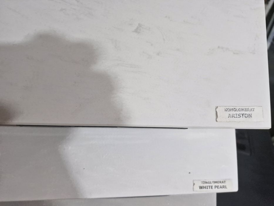 Parapety konglomerat ,blaty ,schody