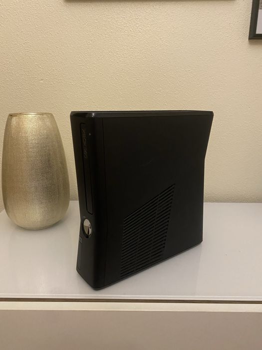 XBOX 360 4GB x3key