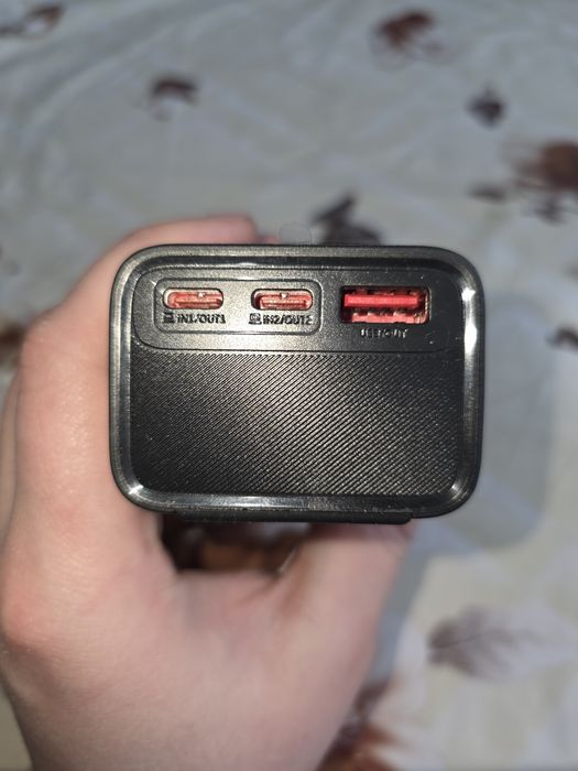 Потужний павербанк для ноутбука 100Вт 20000мАг швидка зарядка 100W PD3