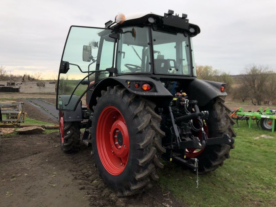 Трактор 110 к.с. ArmaTrac 1104 LUX Арматрак замість МТЗ-82 МТЗ-892 YTO