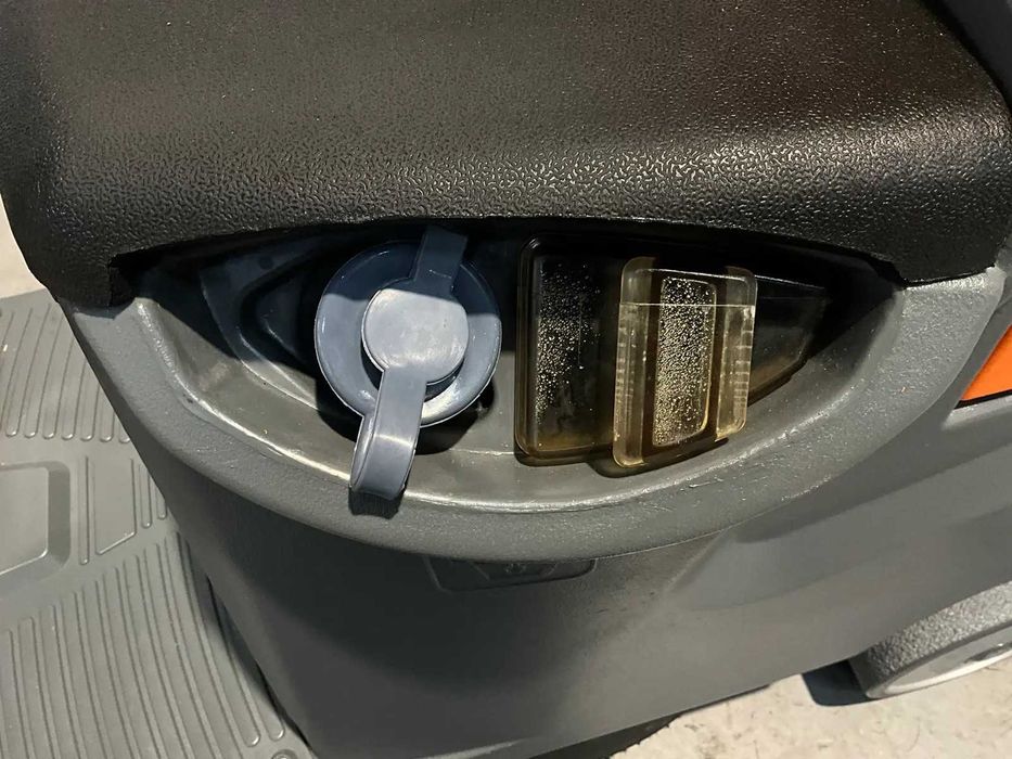 Szorowarka samojezdna Daewoo DAFR70 NOWA