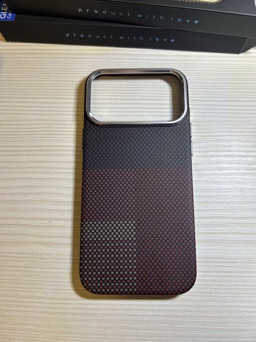 Чехлы карбон на iPhone 17 pro Max  16 pro Max