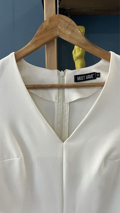 Біла сукня Must Have