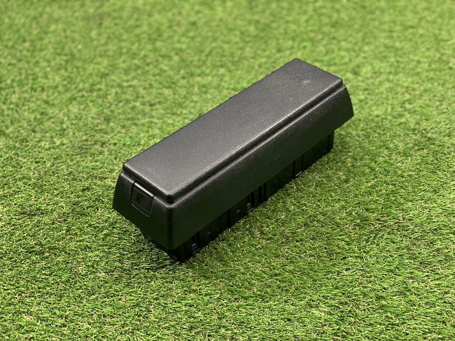 Касетниця підлокітника Bmw 3 Seria E36