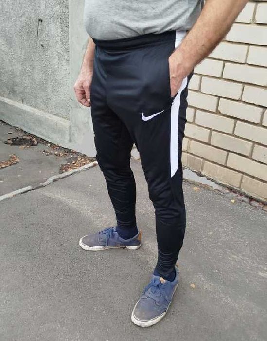 Штани спортивні чоловічі Nike Dri-Fit