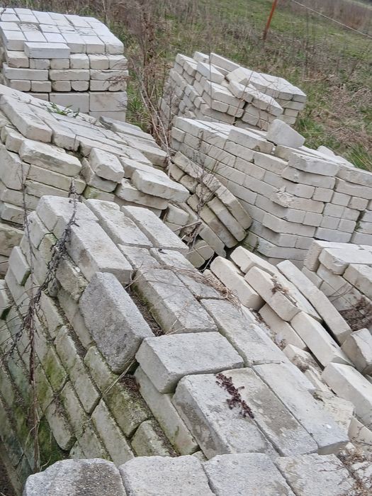 Cegły białe ok. 5000 sz.
